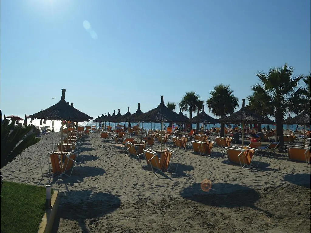 Holiday Home Pishat E Buta 28 Golem  0*, Golem (Tirana)