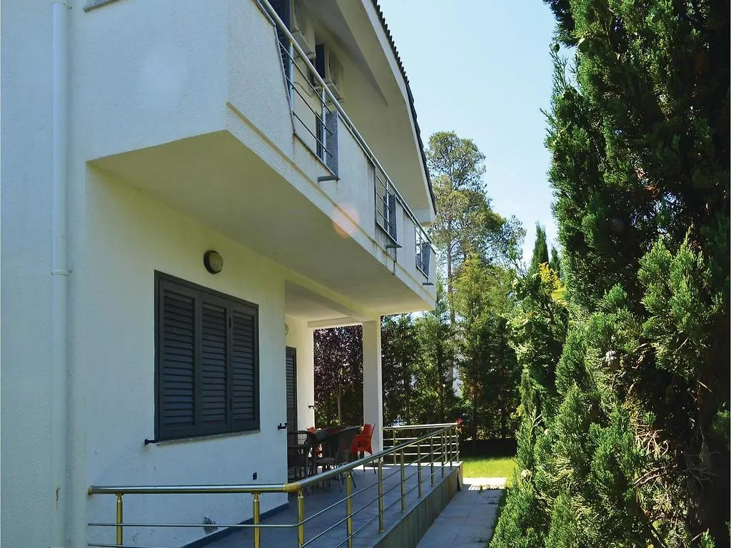 Holiday Home Pishat E Buta 28 Golem  Albania