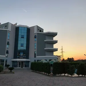  Hotel Blue Sky